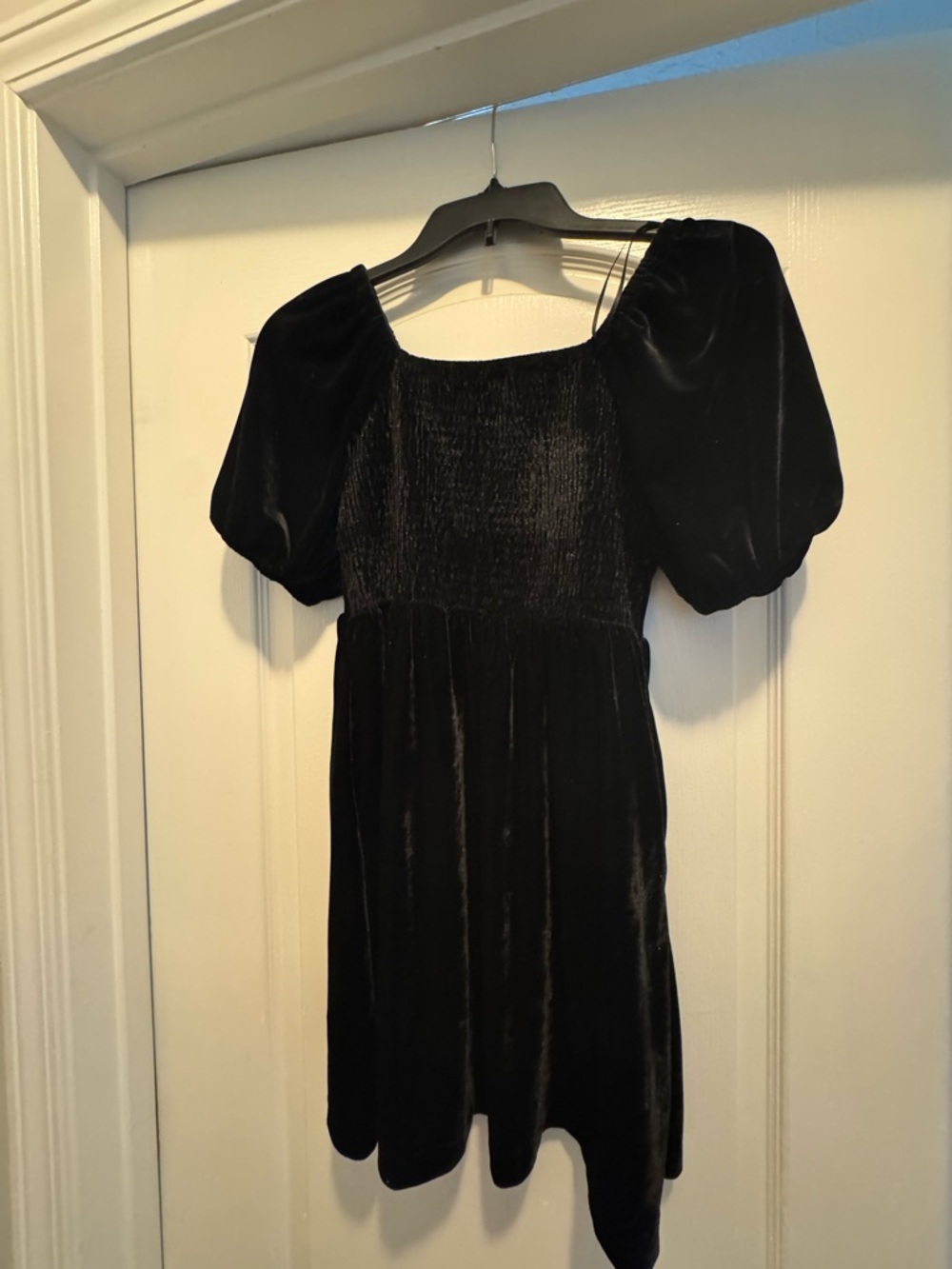 Girls Black Velvet Puff-Sleeve Dress SizeL(12-14)